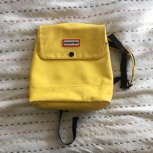 🧿yellow hunter backpack
